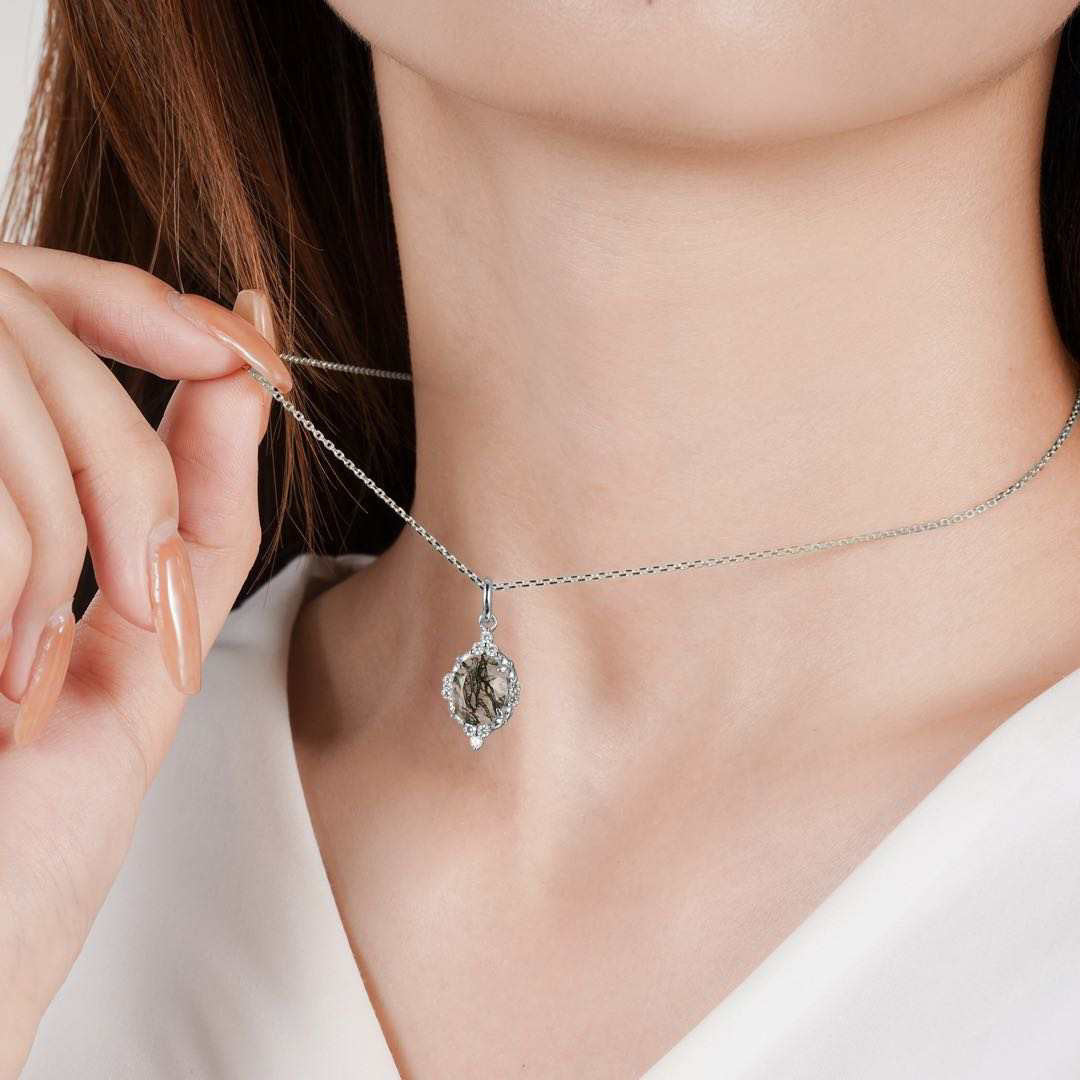 Brya Moss Agate Necklace Sterling Silver
