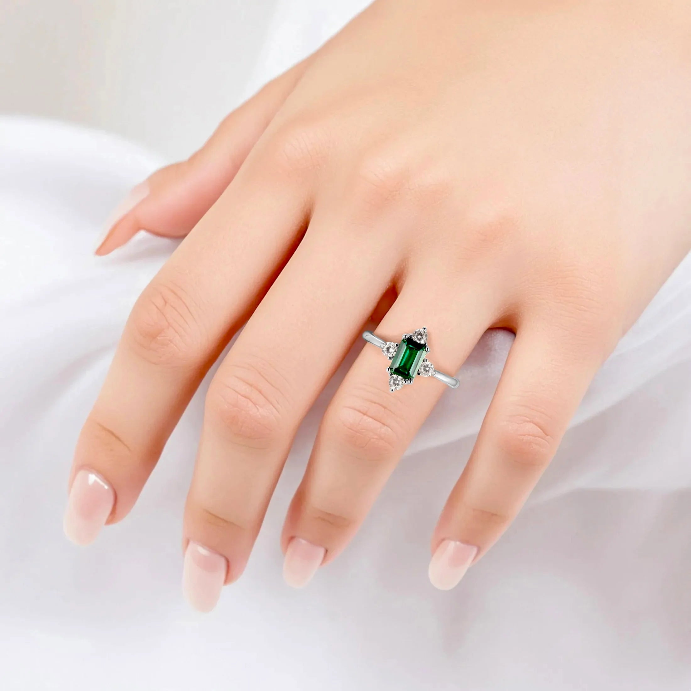 Sia Emerald Ring Rose Gold