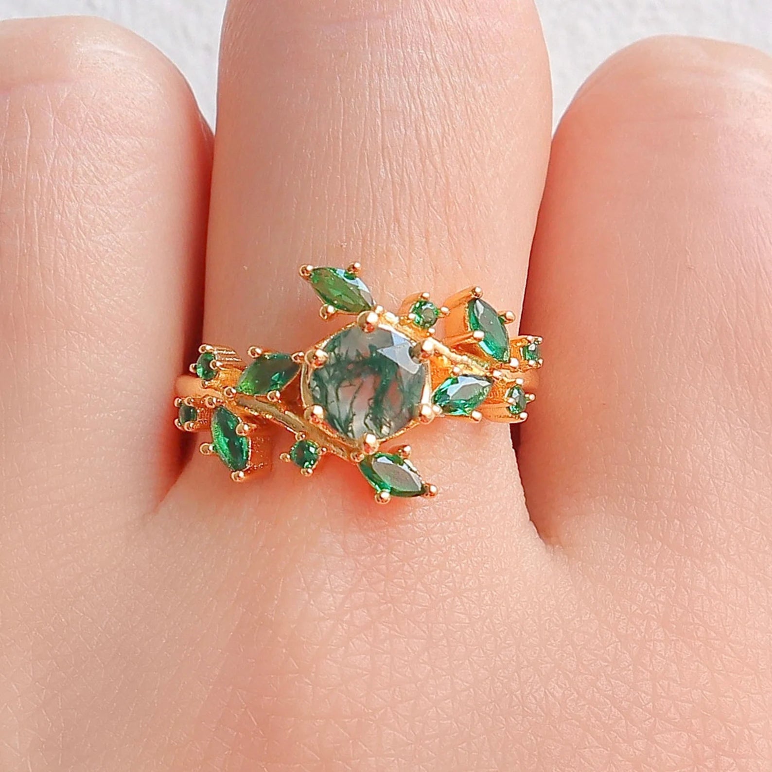 Via Moss Agate Quartz Ring