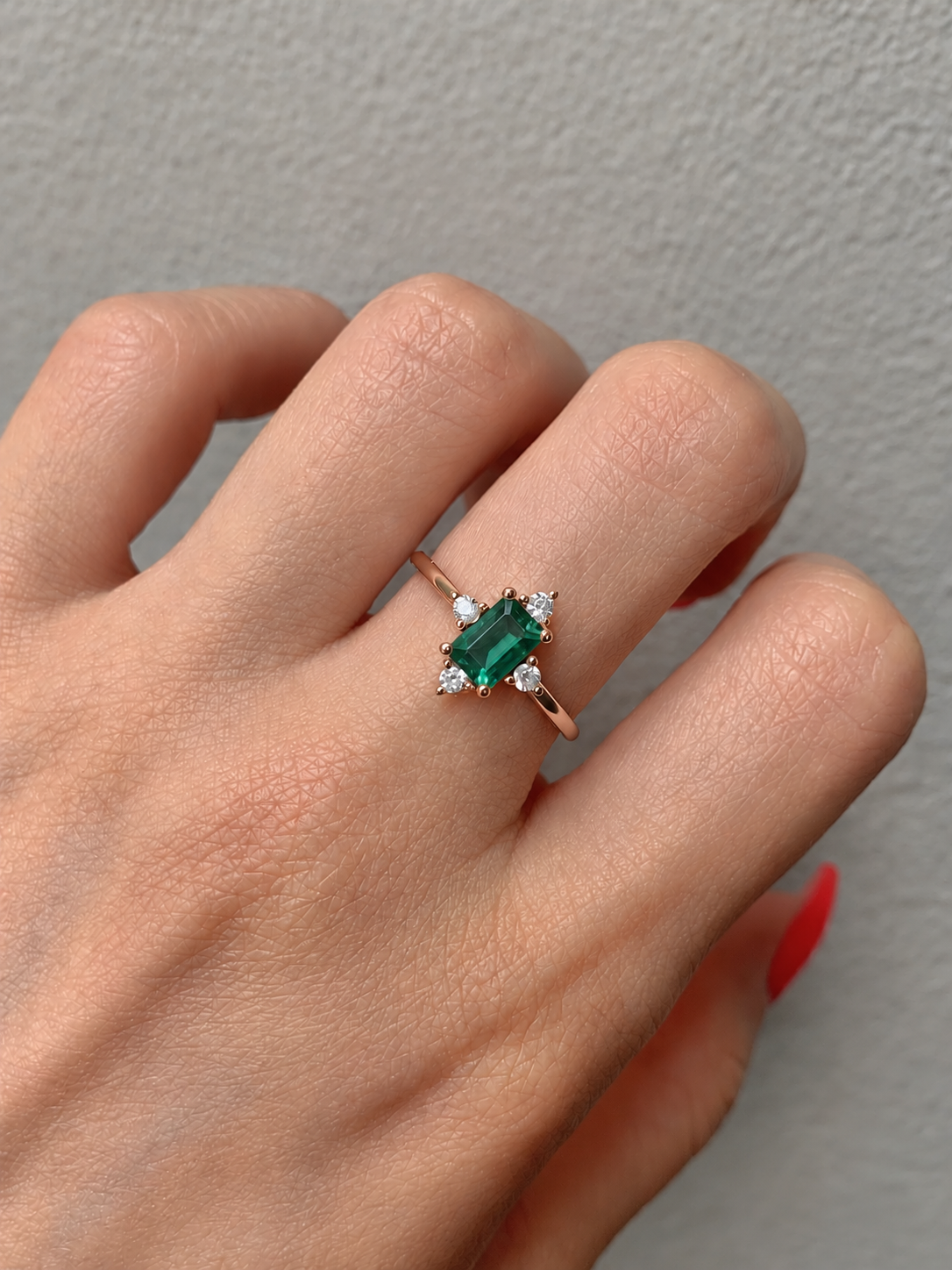 Sia Emerald Ring Rose Gold