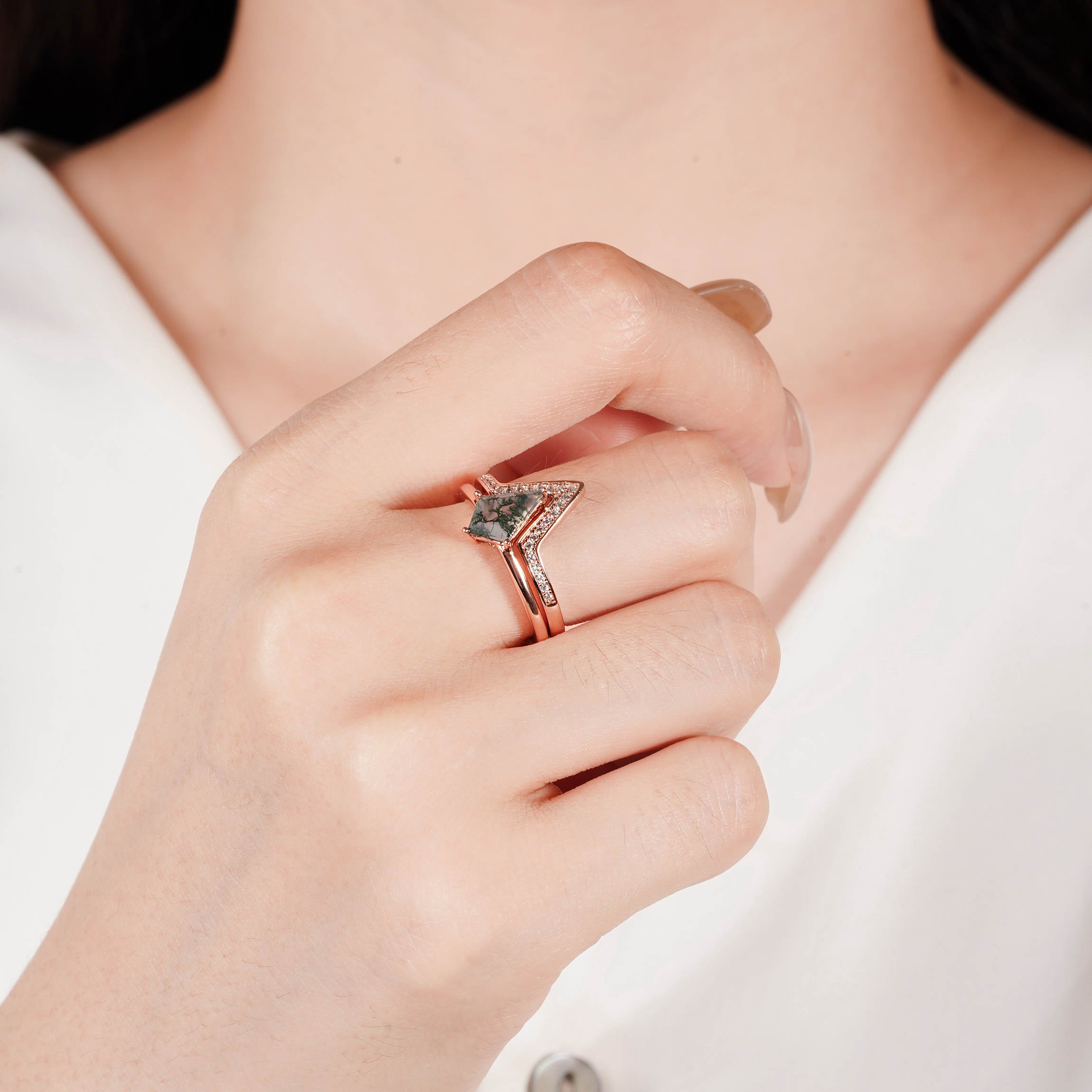 Evelyn Moss Agate Quartz Ring Set Rose Gold