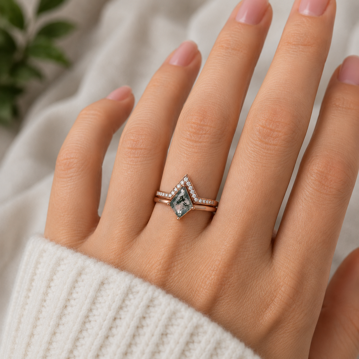 Evelyn Moss Agate Quartz Ring Set Rose Gold