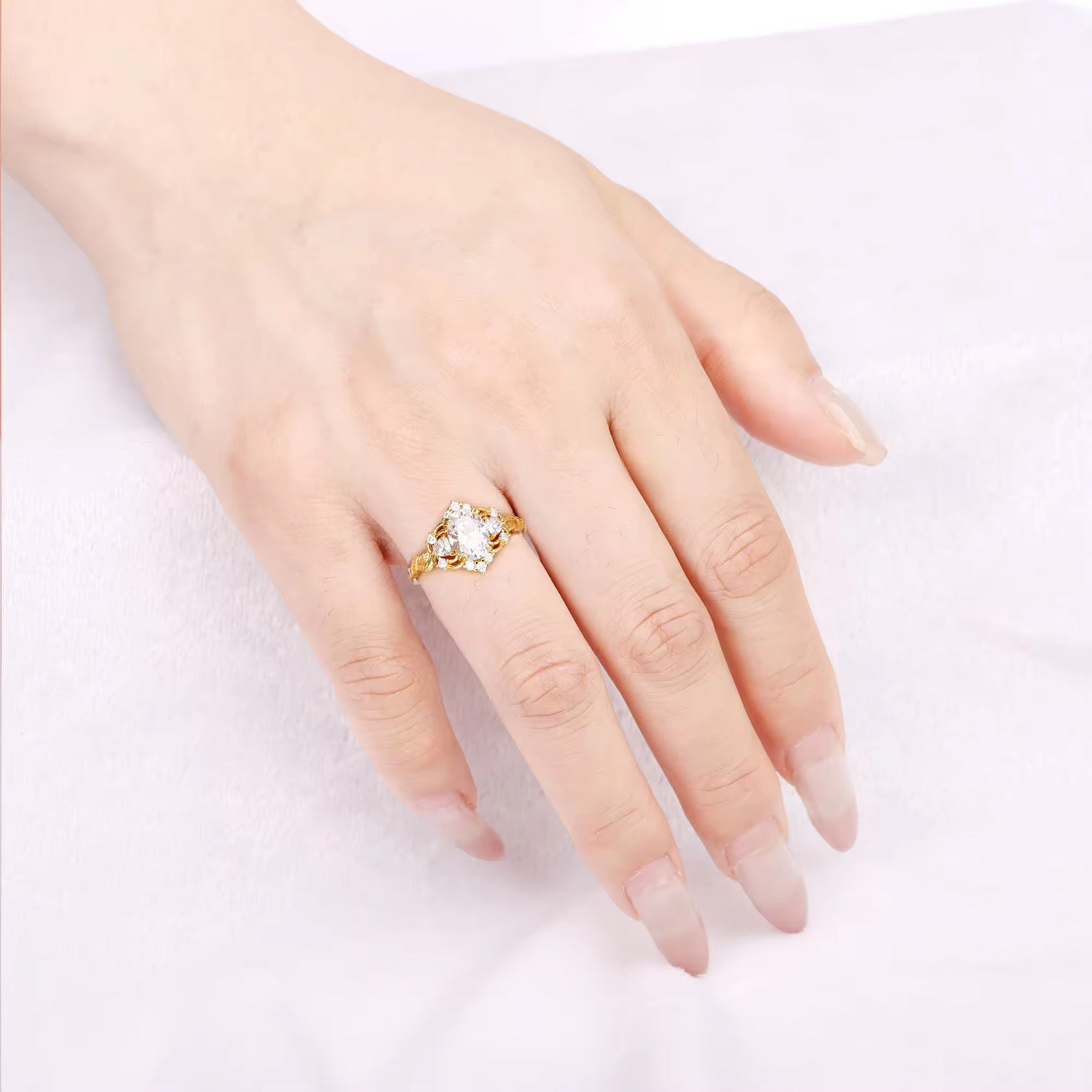 Lilly Moissanite Ring Gold