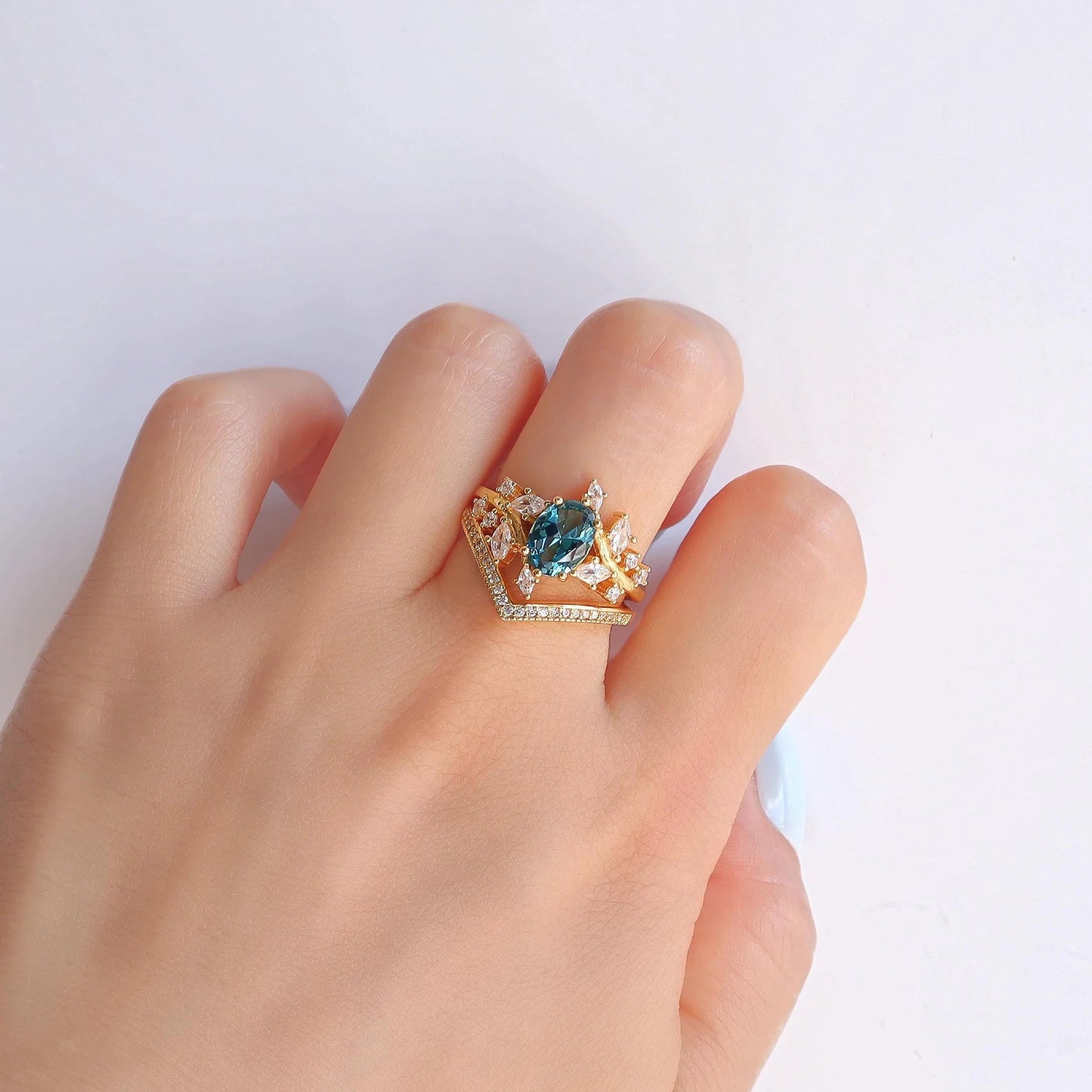 Bella London Blue Topaz Ring in 14K gold with crystals