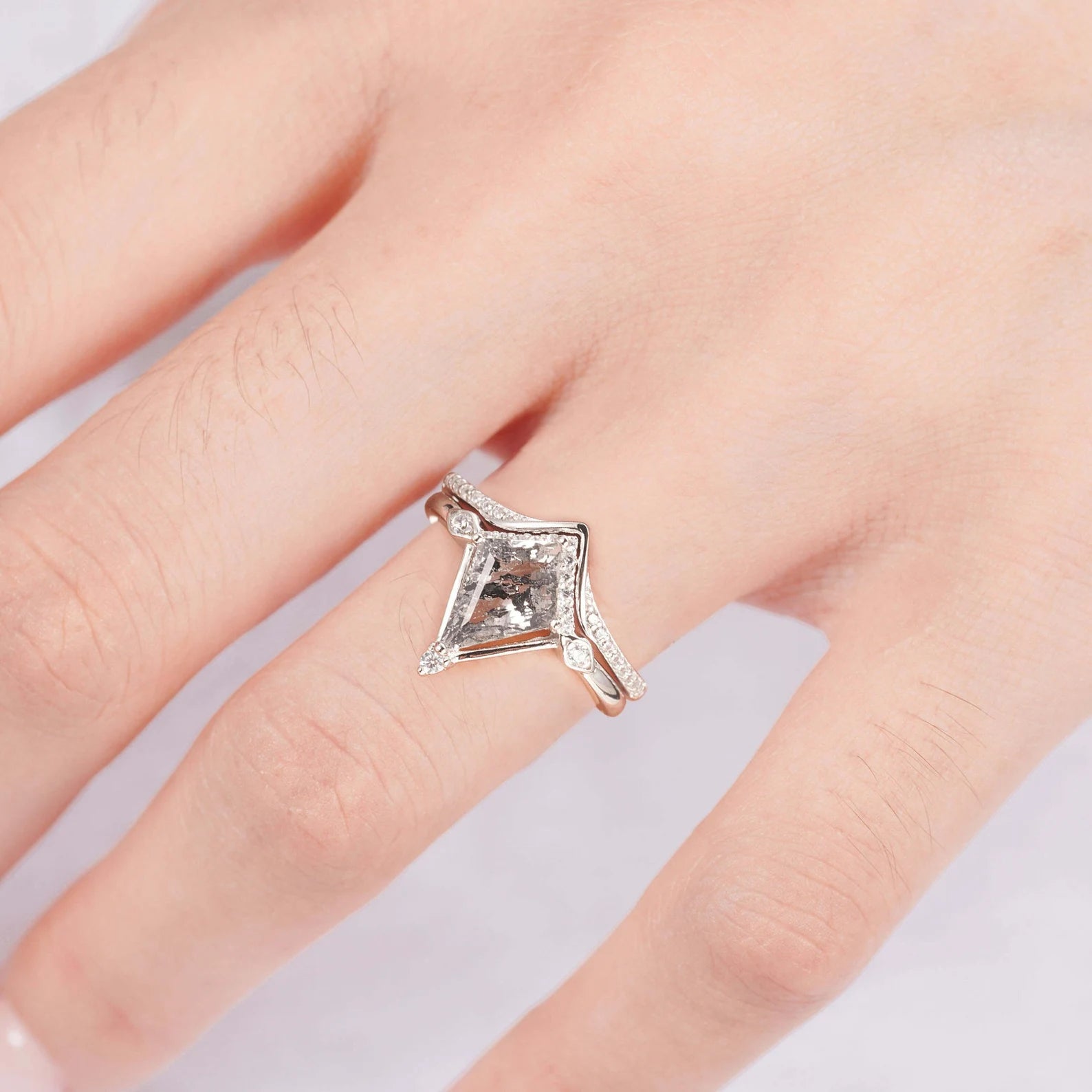 Dania Salt and Pepper Diamond Ring Set