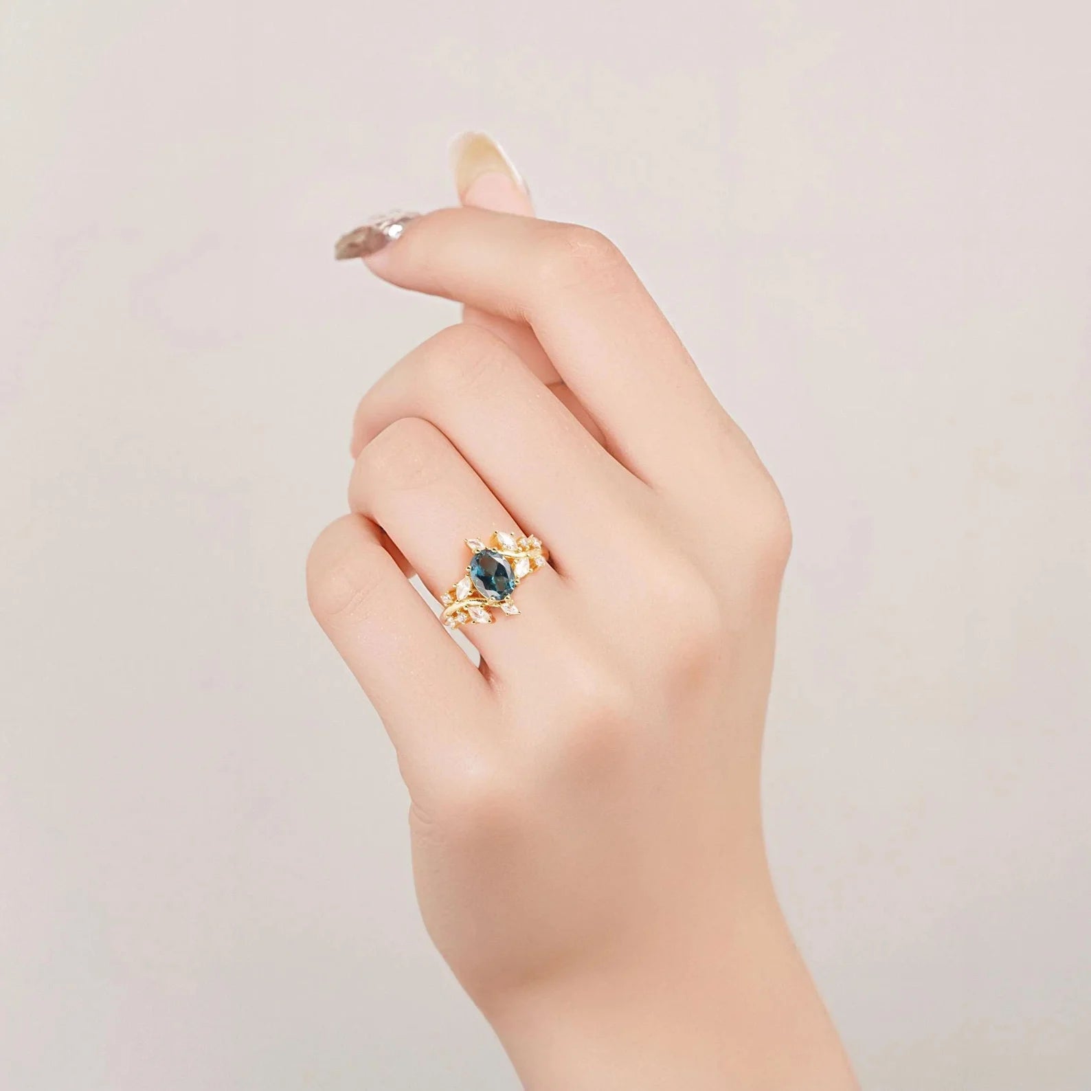 Bella London Blue Topaz Ring in 14K gold with crystals