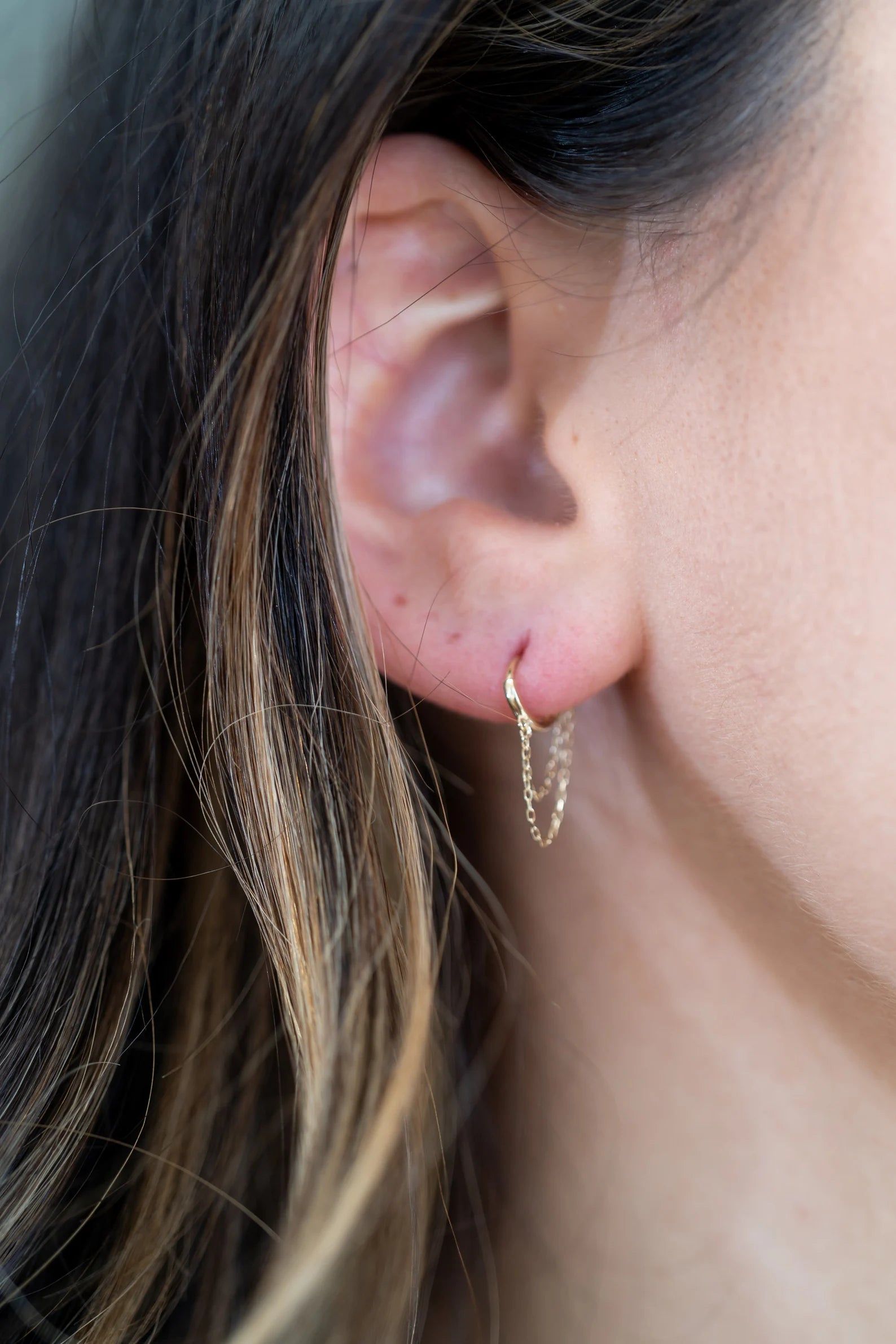 Ula 9K Solid Gold Hoop Earrings