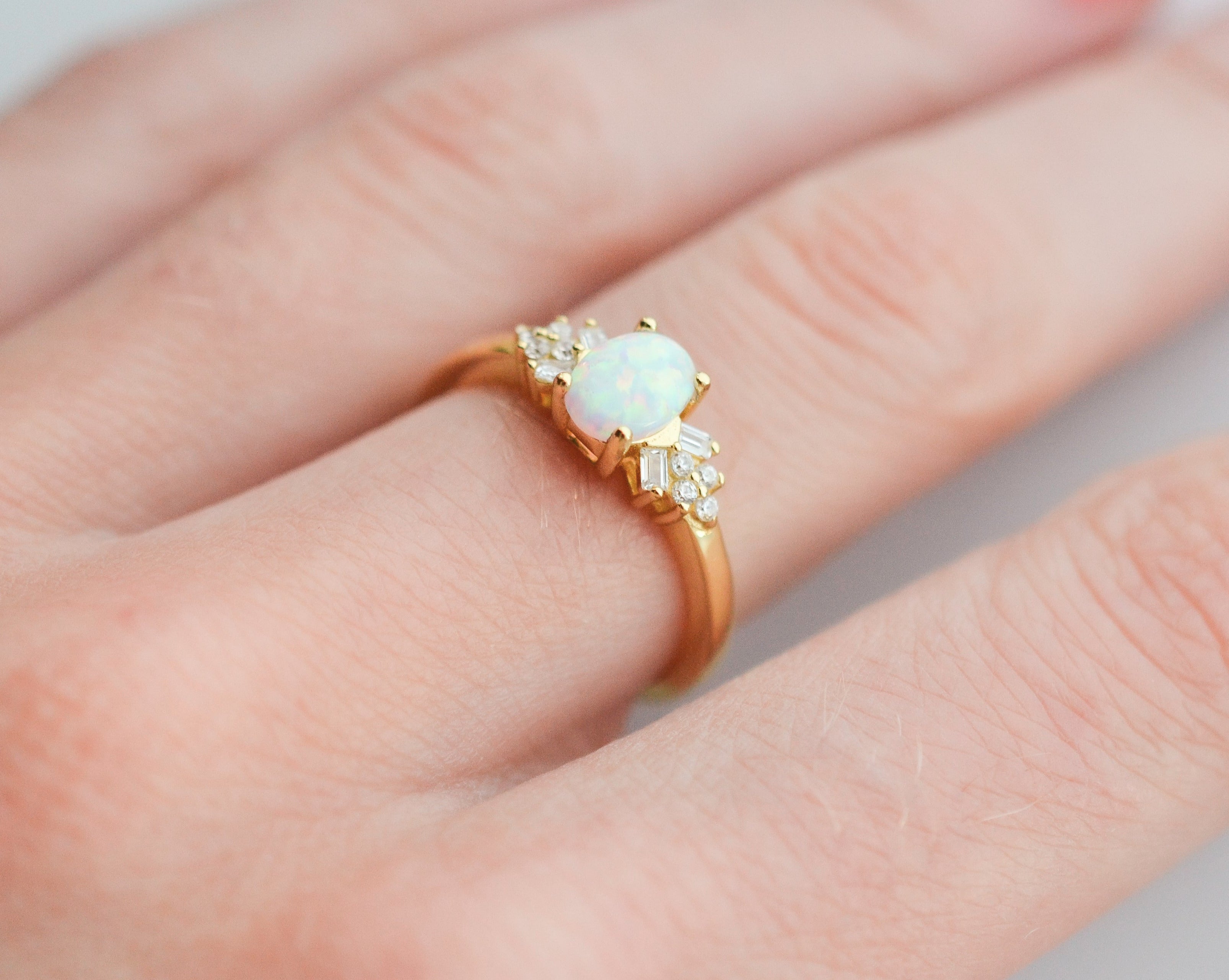 Kiv Opal Ring Rose Gold with natural opal and crystal accents