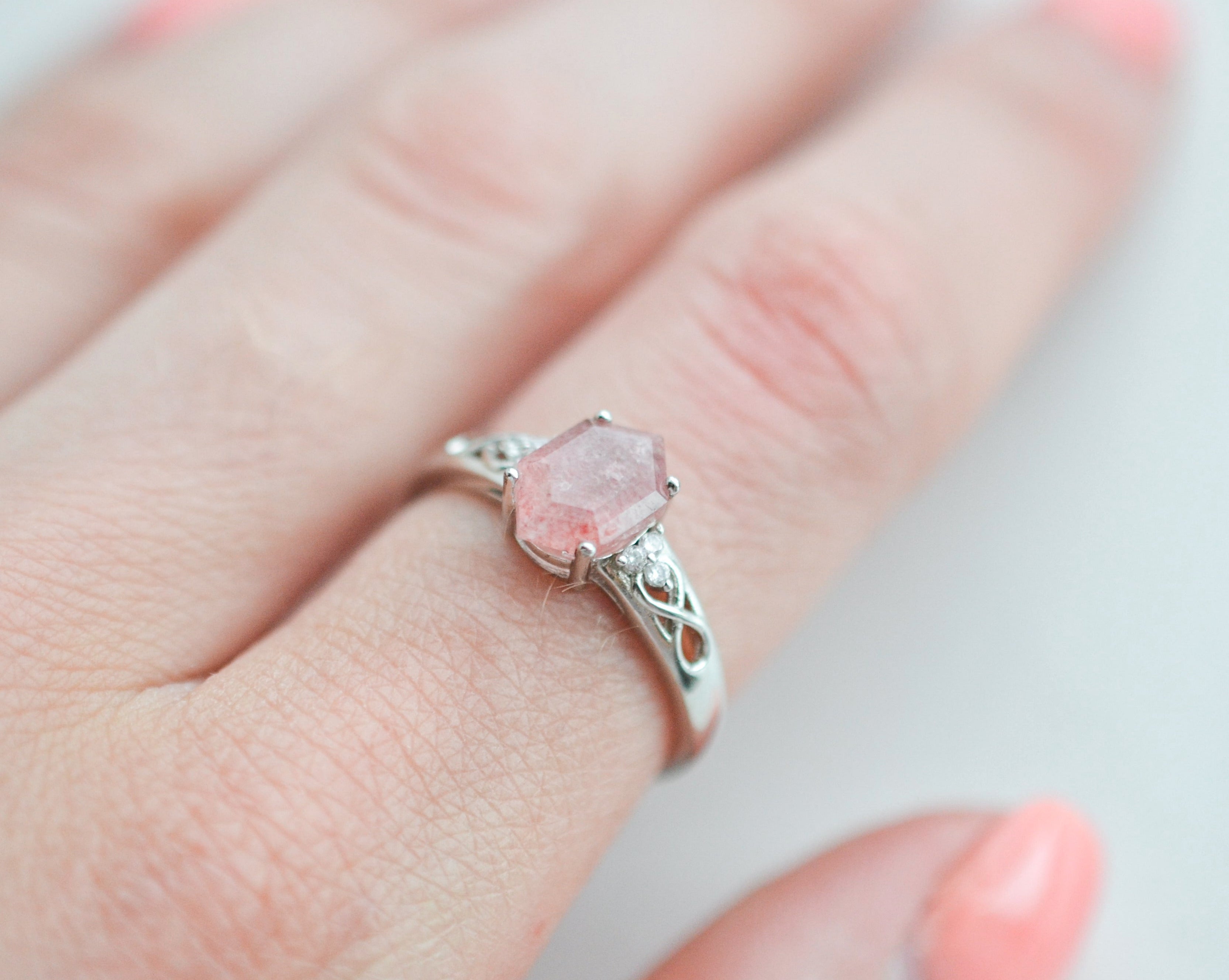 Agi Strawberry Quartz Ring with handpicked quartz gemstone.
