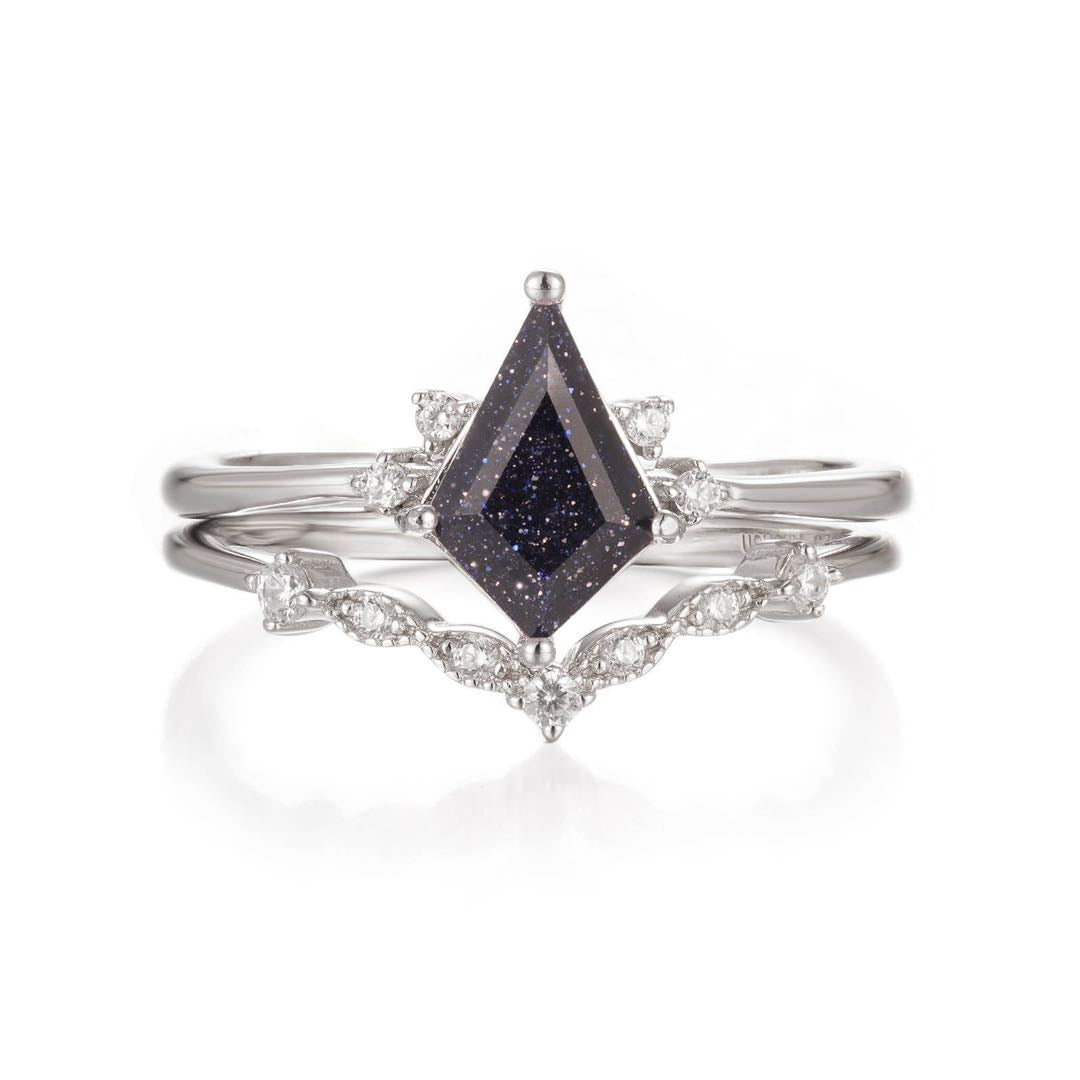 Qai Kite Blue Sandstone Ring Set