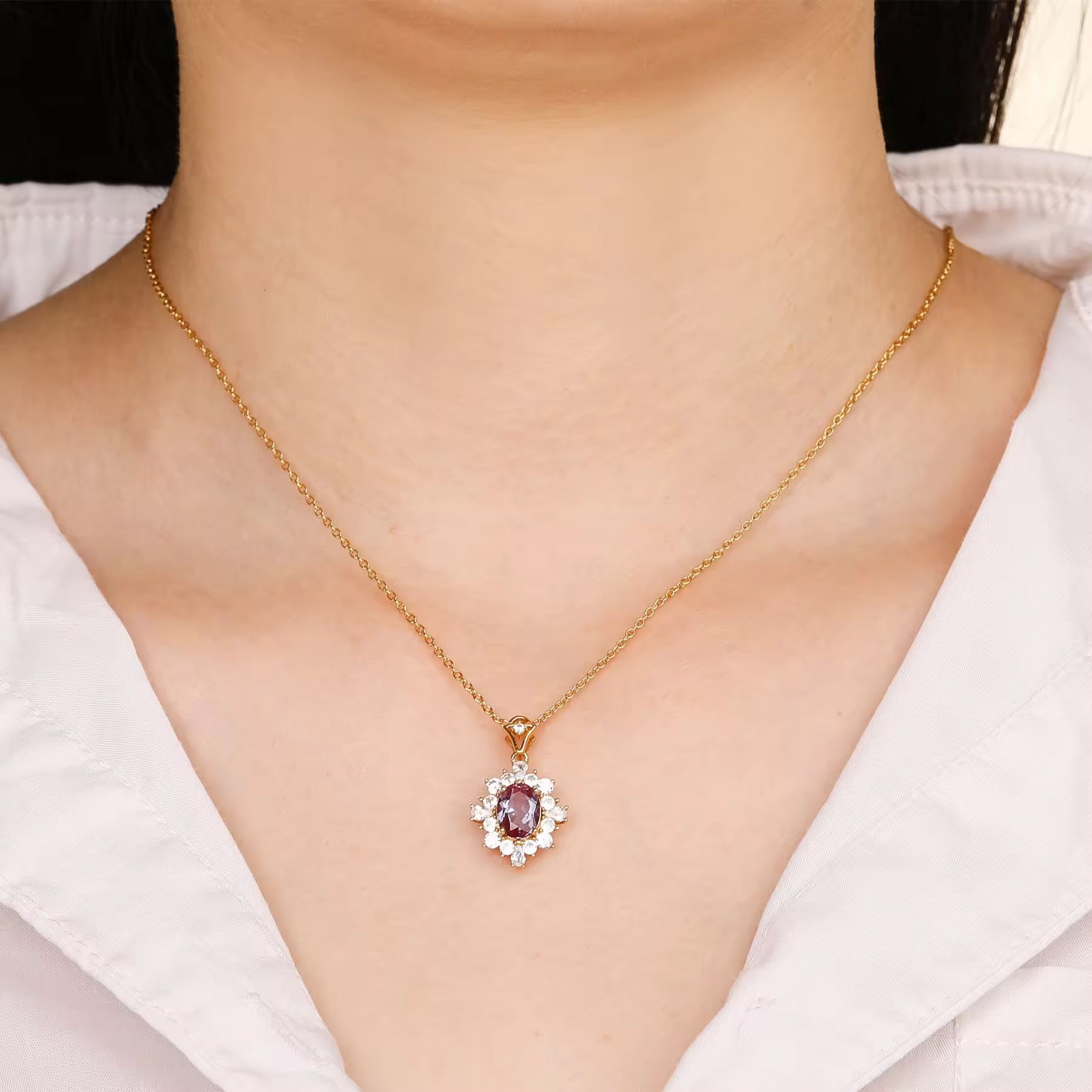 Phi Alexandrite Necklace Gold