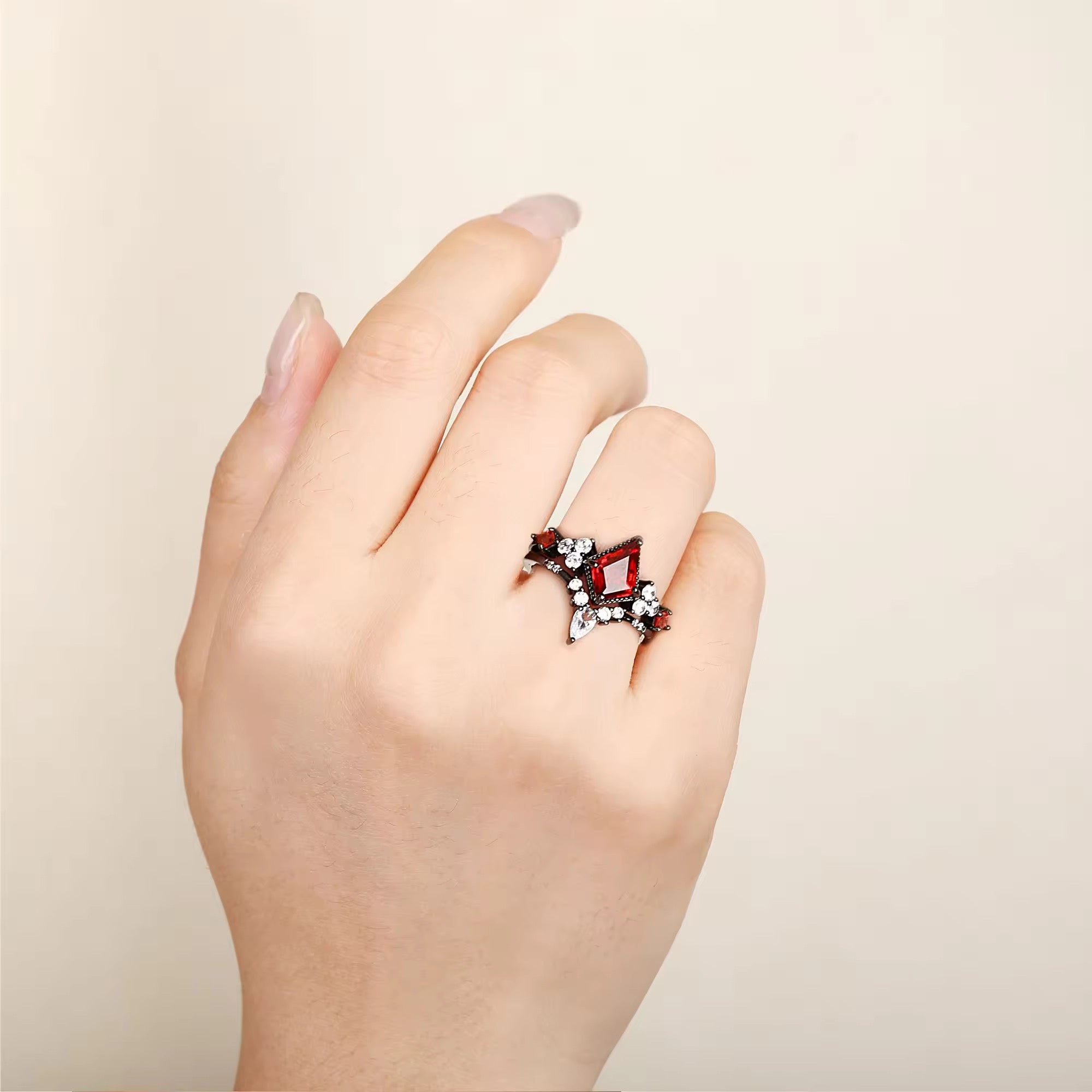 Kya Natural Kite Cut Garnet Ring Set