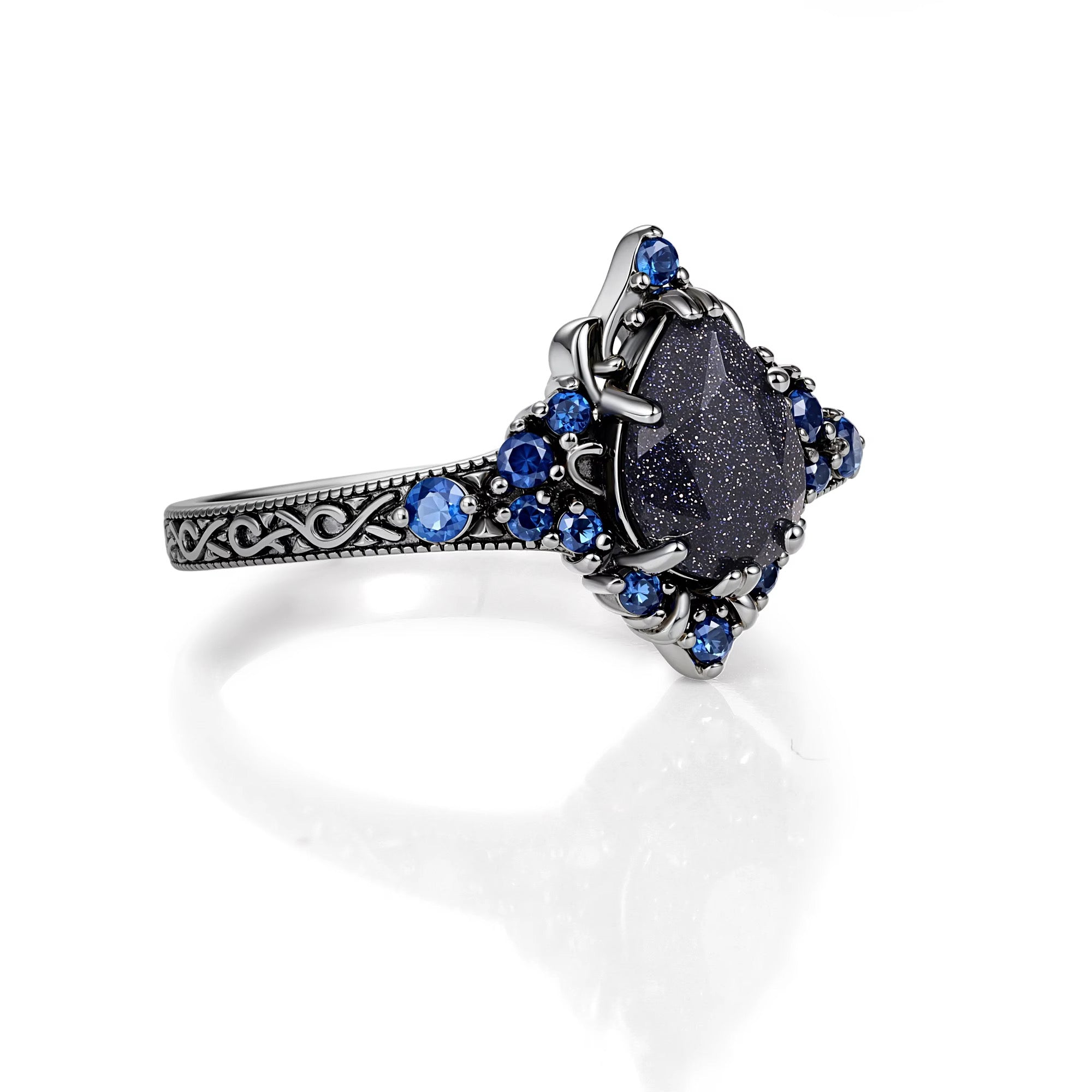 Aphrodite Sandstone Black Gold Ring