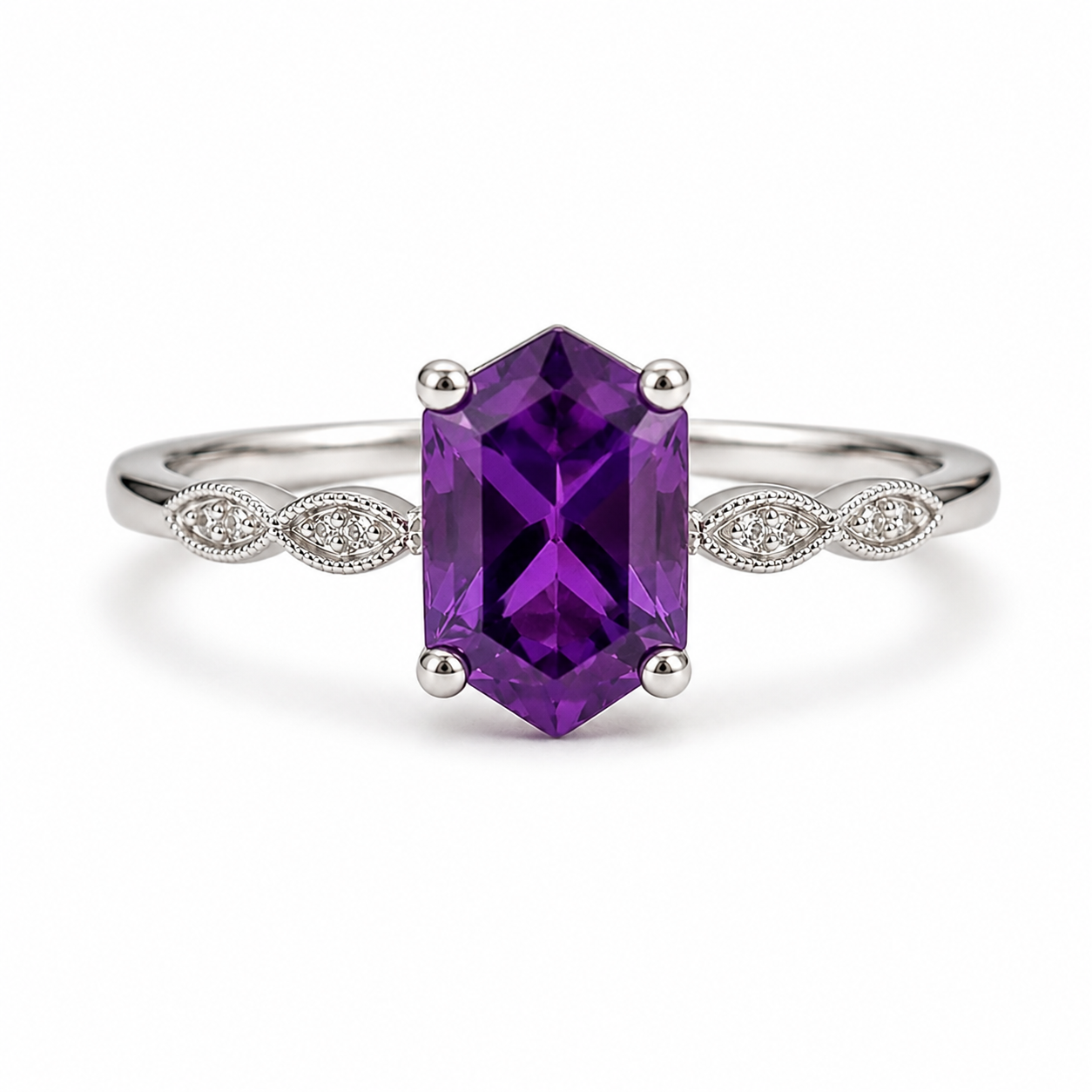 Iza Amethyst Ring