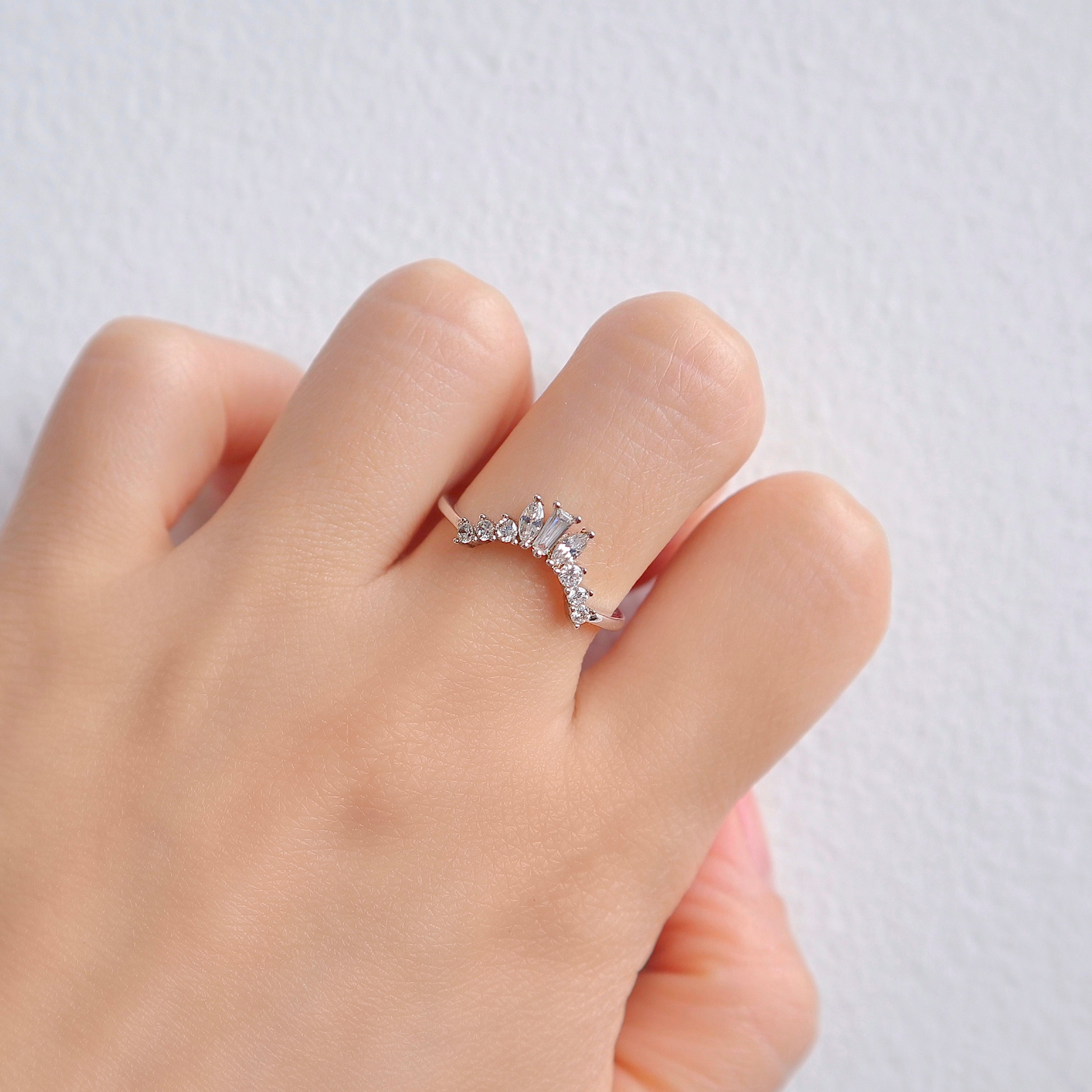 Cat Curved Gemstone Stacking Band Gold