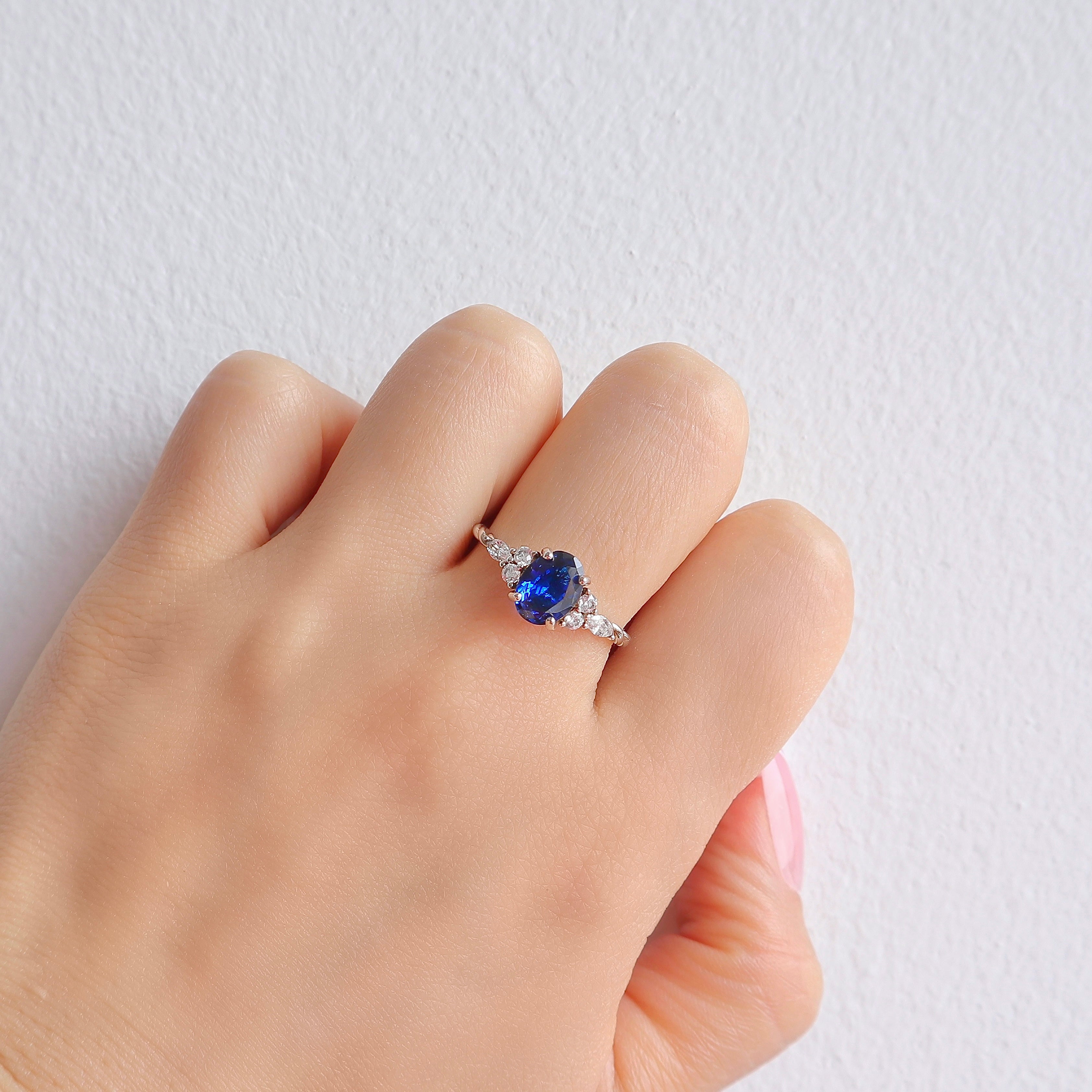 Fig Sapphire Ring Gold