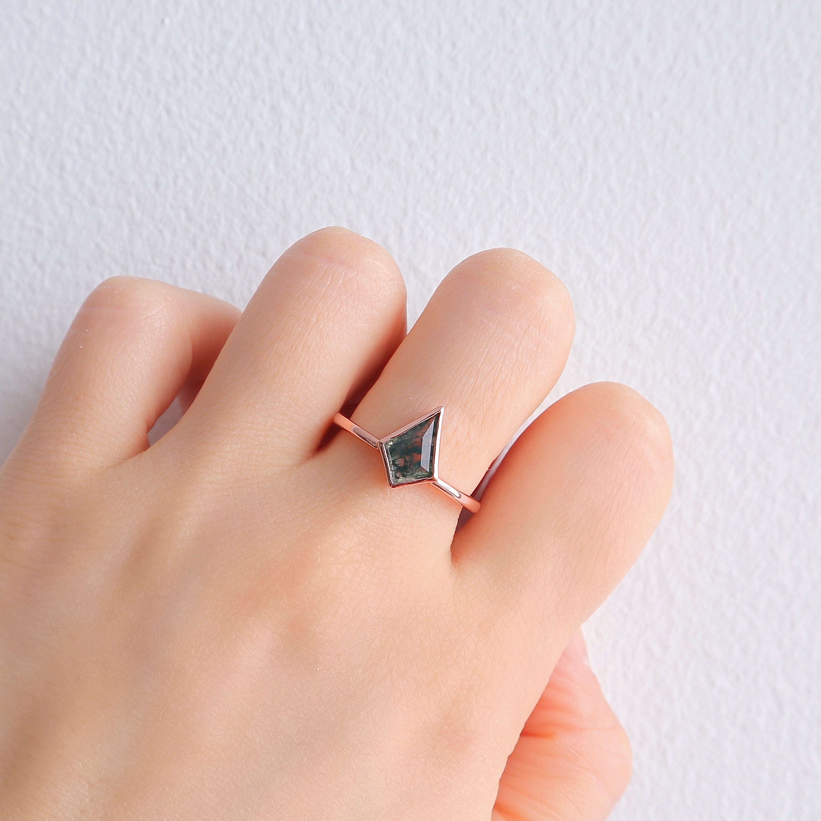 Devon Moss Agate Quartz Ring Rose Gold