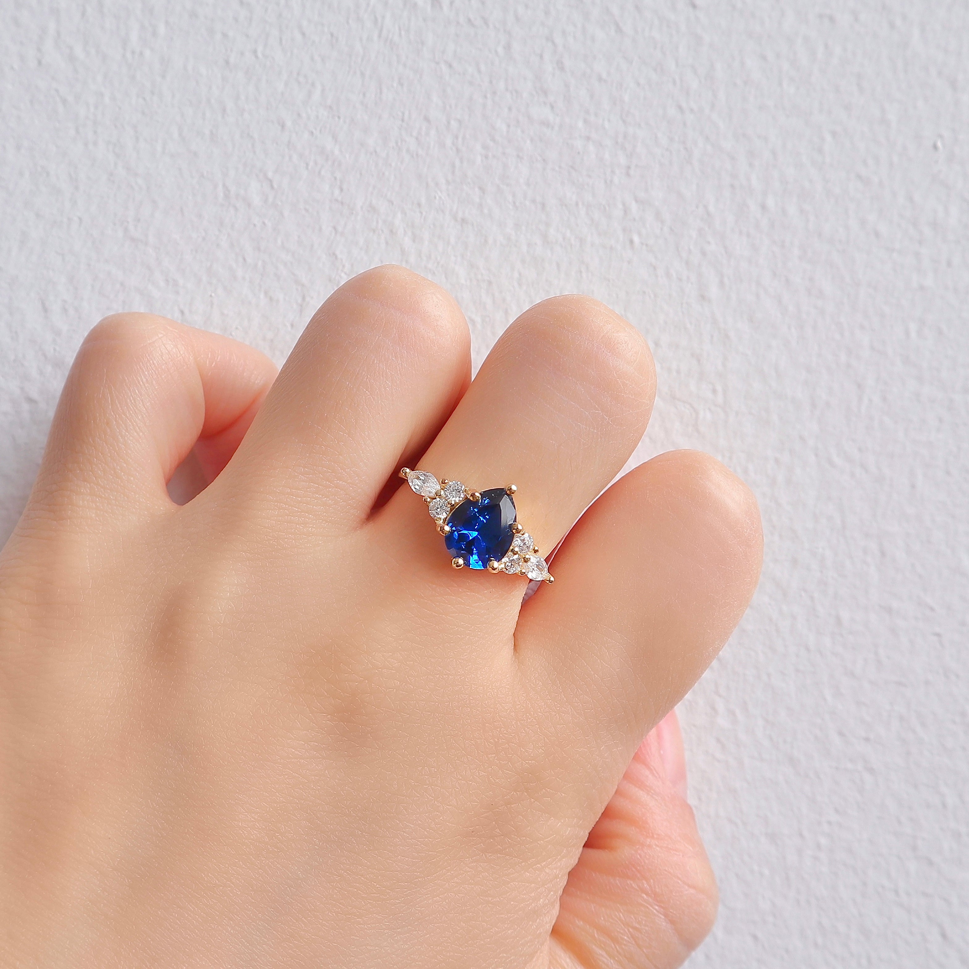 Nyx Sapphire Ring