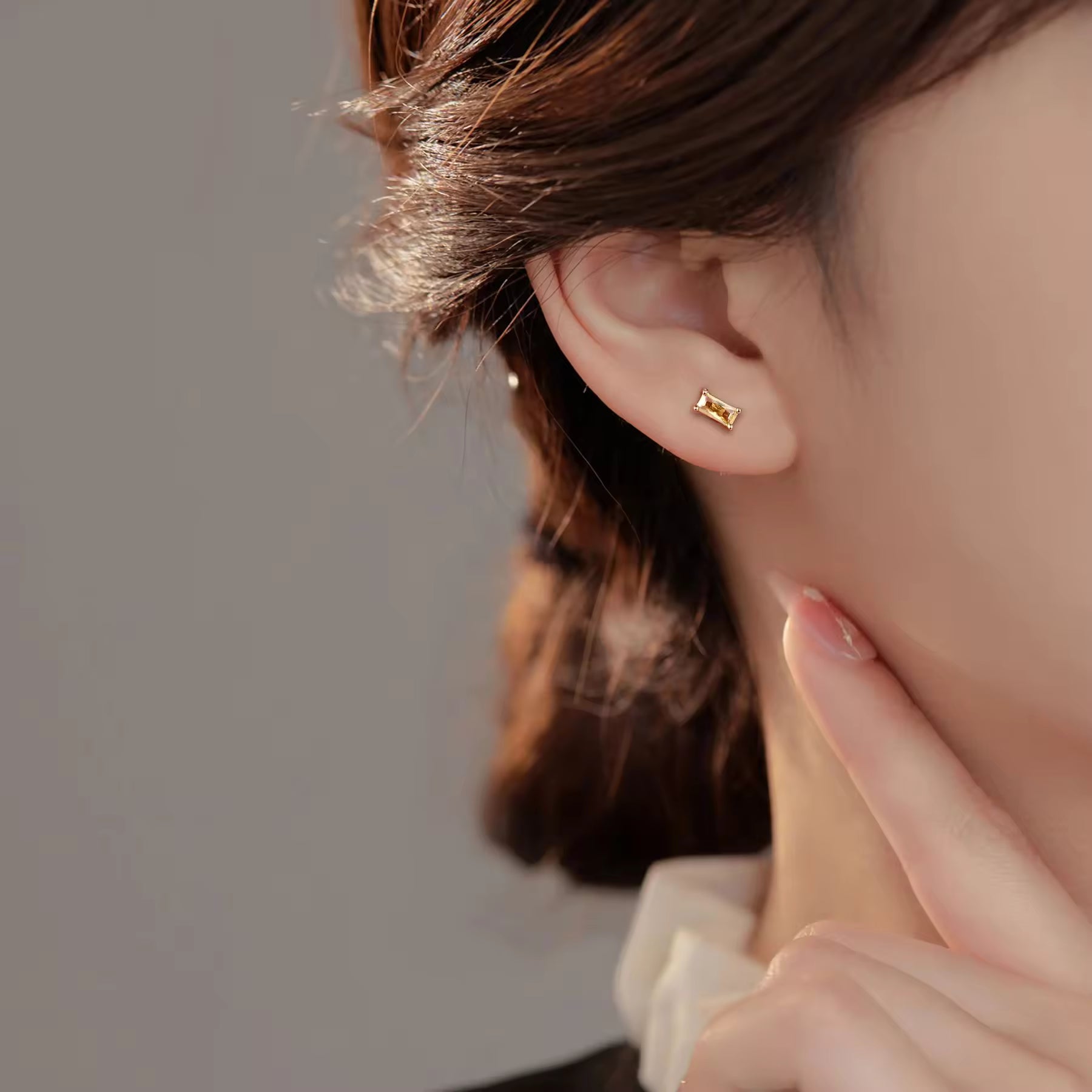 Pia 14k Gold Citrine Earrings