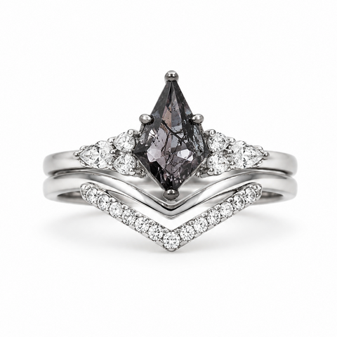 Liza Black Rutilated Quartz Ring Set
