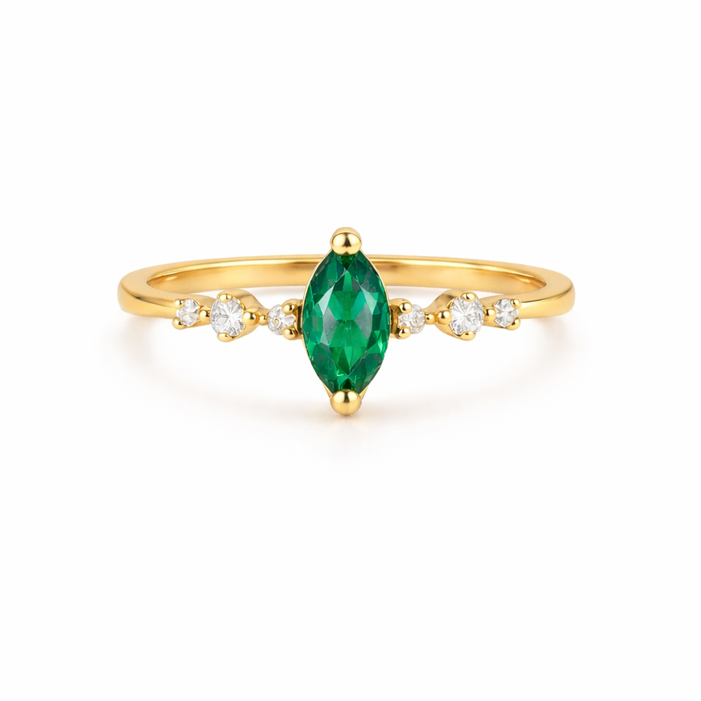 Ava Emerald Ring Gold
