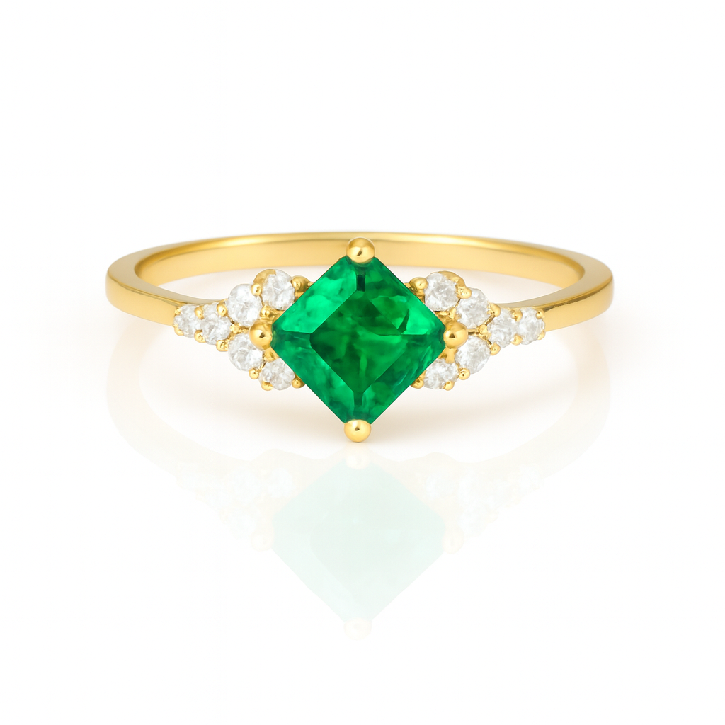 Martha Emerald Ring Gold