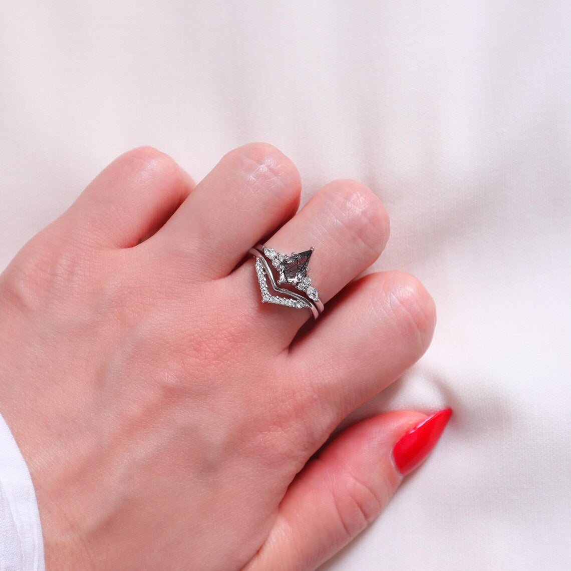 Liza Black Rutilated Quartz Ring Set