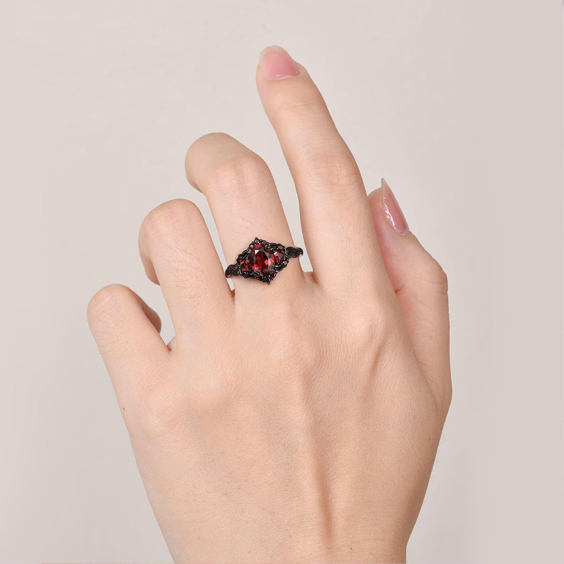 Lilly Garnet Black Gold Ring