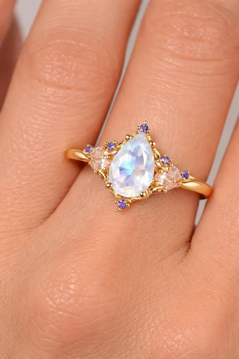 Para Moonstone and Morganite Petal Ring