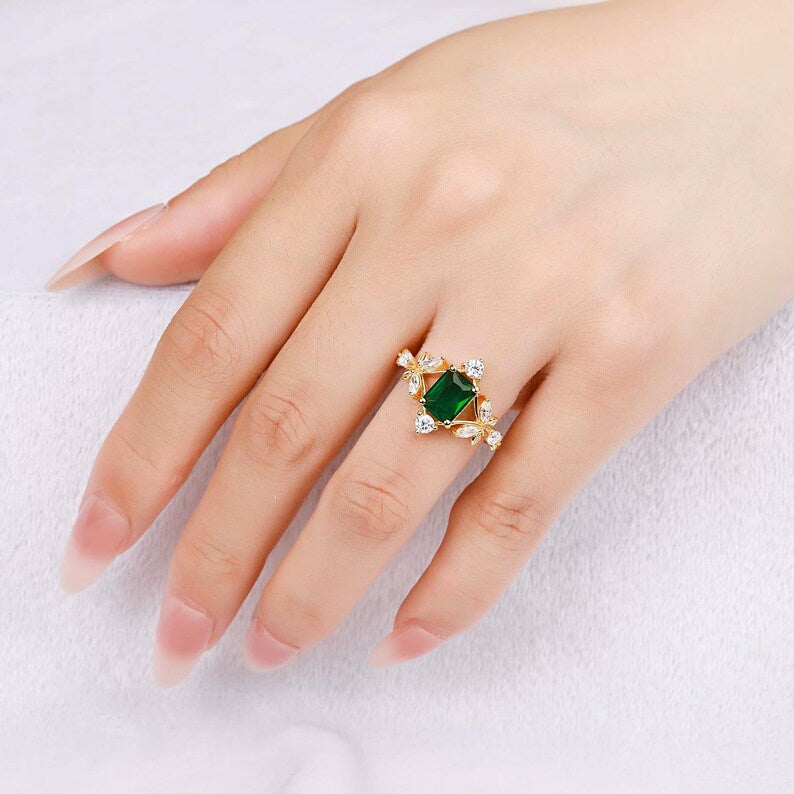 Harper Emerald Ring