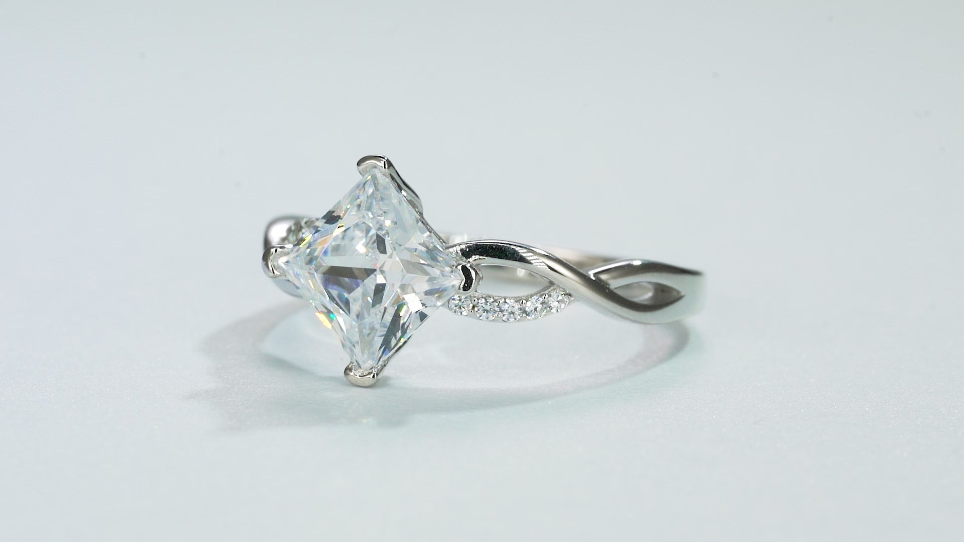Crystal ring in sterling silver with natural gemstones