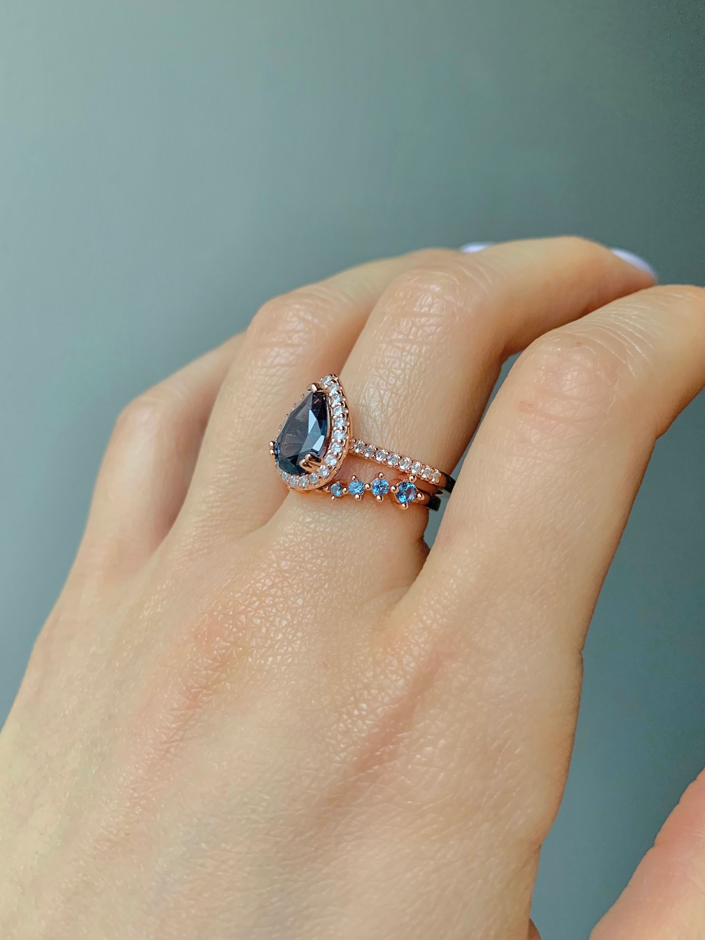 Nia & Fei London Blue Topaz Ring Set