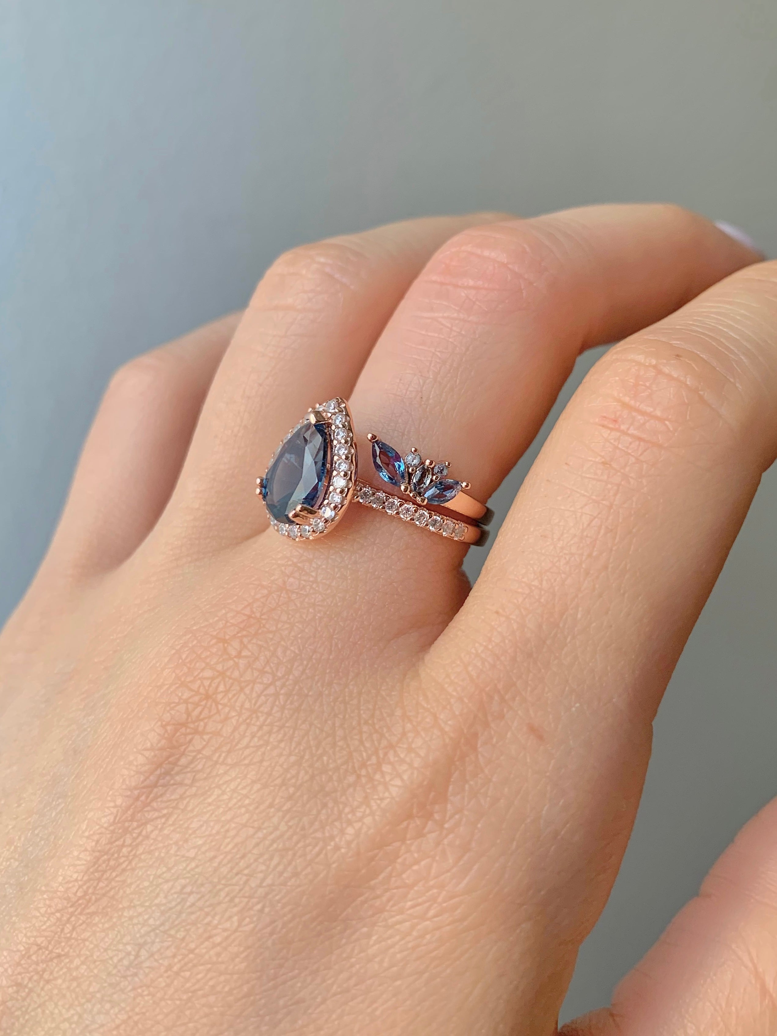 Nia & Hye London Blue Topaz Ring Set